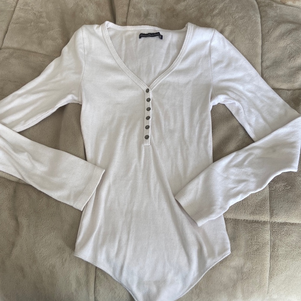 Abercrombie & Fitch Ribbed Button Up Body Suit